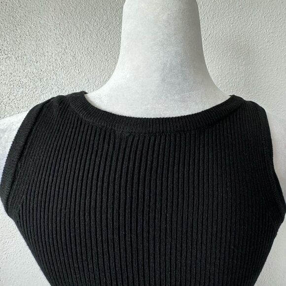 Commense Black Tank Top Cropped Ribbed Knit SZ XS NWT - Picture 5 of 10